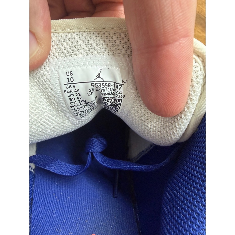 Air Jordan 1 Low Lucky Green Deep Royal Blue White Sneakers DQ8422-301 - Picture 8 of 8